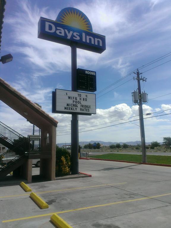 Days Inn By Wyndham Kingman East Екстер'єр фото