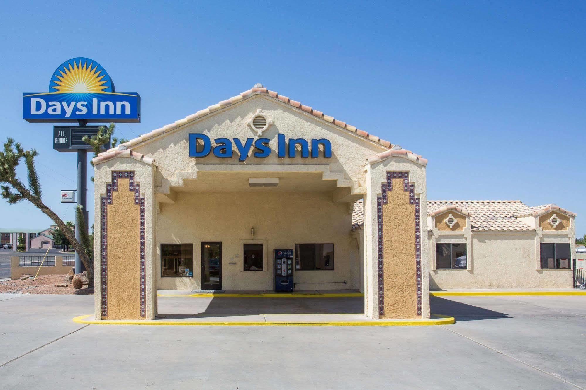 Days Inn By Wyndham Kingman East Екстер'єр фото